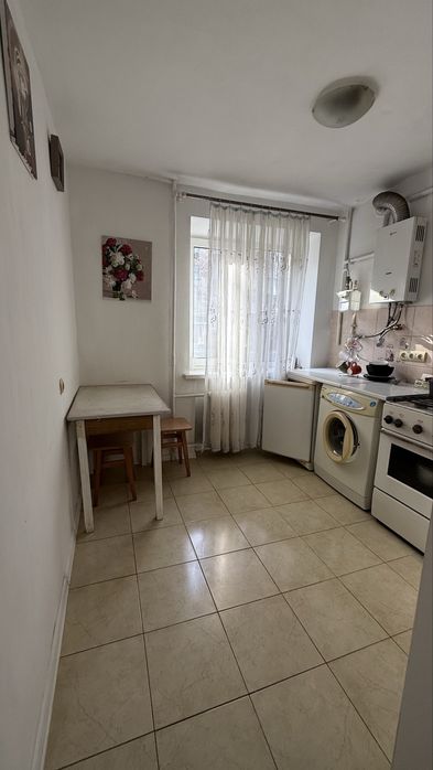 Здаю 1 кім квартиру в районі Нафти і Газу