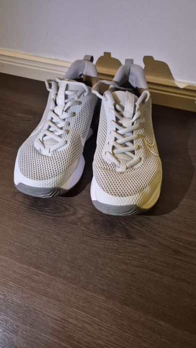 Кроссовки  Nike оригинальные р.46