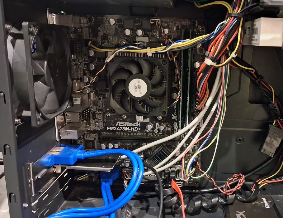 Продам системный блок AMD