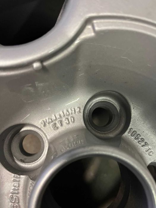 BBS 16 cali, ET 30, 5x100, OE