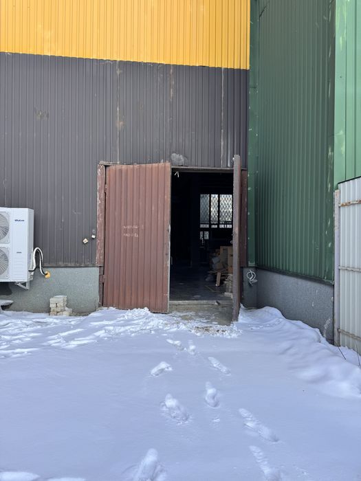 Оренда сучасного виробничо-складського приміщення в Рівному