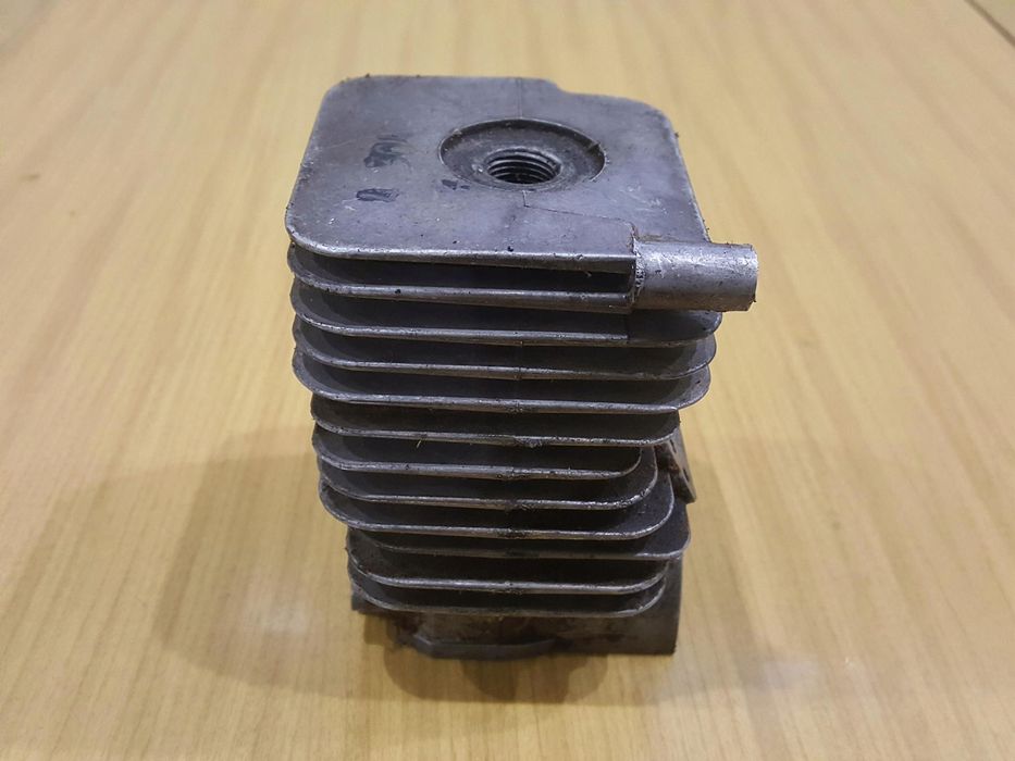 Stihl 015 Av Cylinder Tłok Komplet