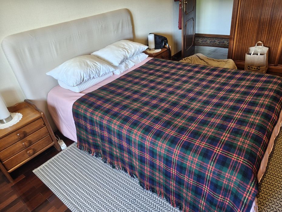 Cama (Sommier) com oferta de colchão