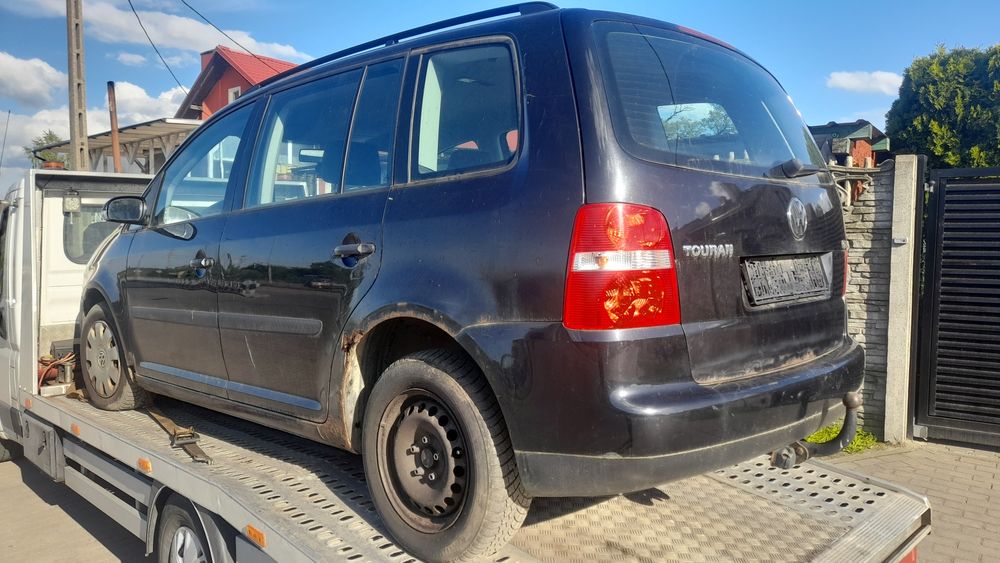 VW turana 1.9 tdi na części