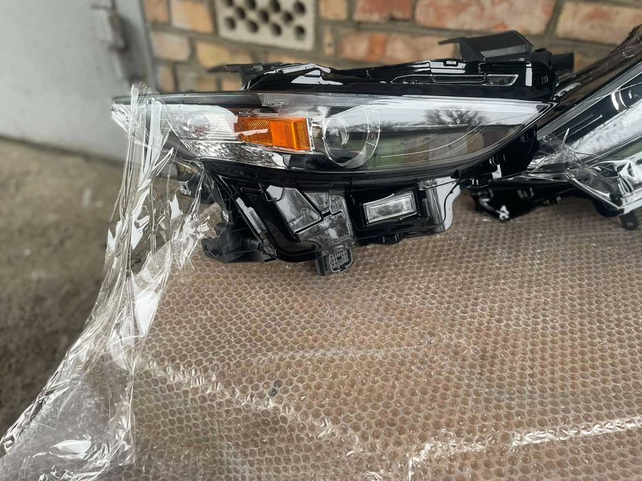 Фары Full LED с блоками Mazda 3 2019 2020 2021 2022 2023 2024 фара