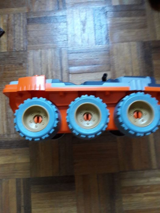 Action Man's Car430007456723773442