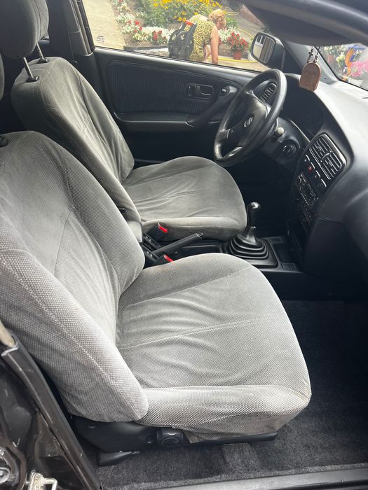 Nissan Primera 1996 р. 2.0 Benz