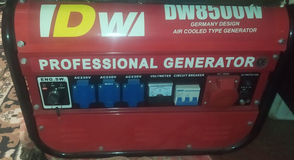 ТЕРМІНОВО! Генератор DW8500W 8.5 кВт — майже новий