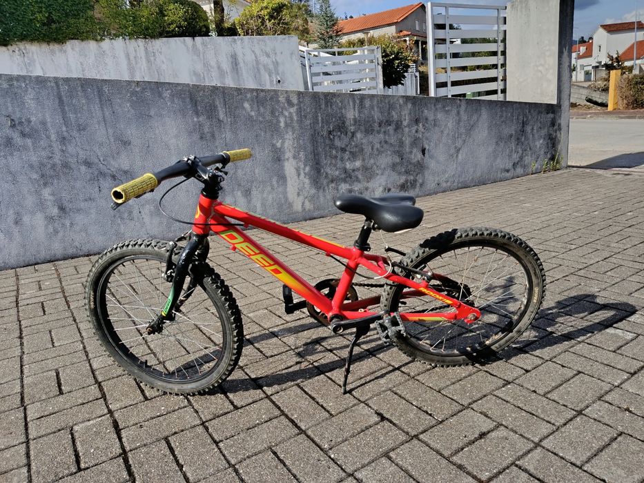 Bicicleta quase nova