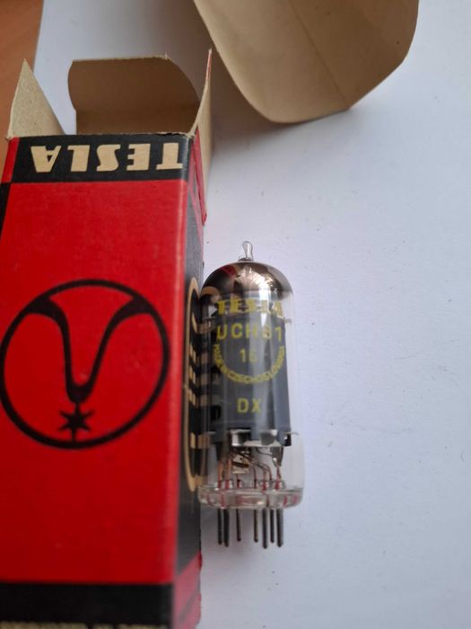 Lampa elektronowa UCH 81 TESLA