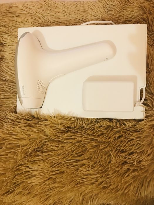 Продам Фотоепілятор Philips Lumea Advanced SC1995/00