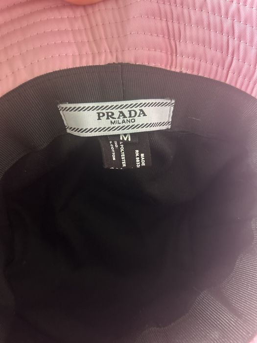 Piekny kapelusz Prada r M