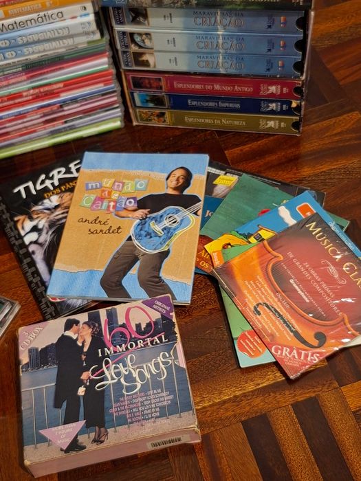Conjunto VHS + DVD + CD