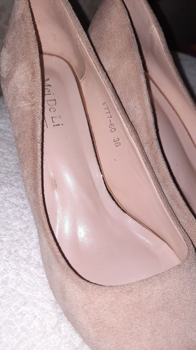 Туфлі колір беж (замш)