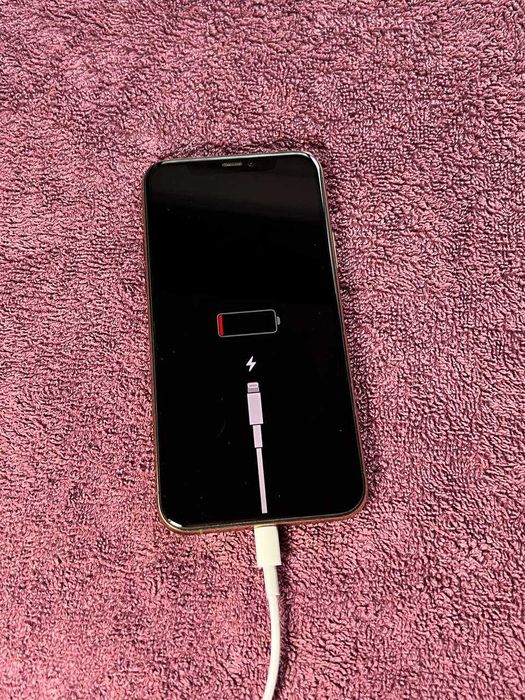Iphone 11 Pro Gold на запчасти
