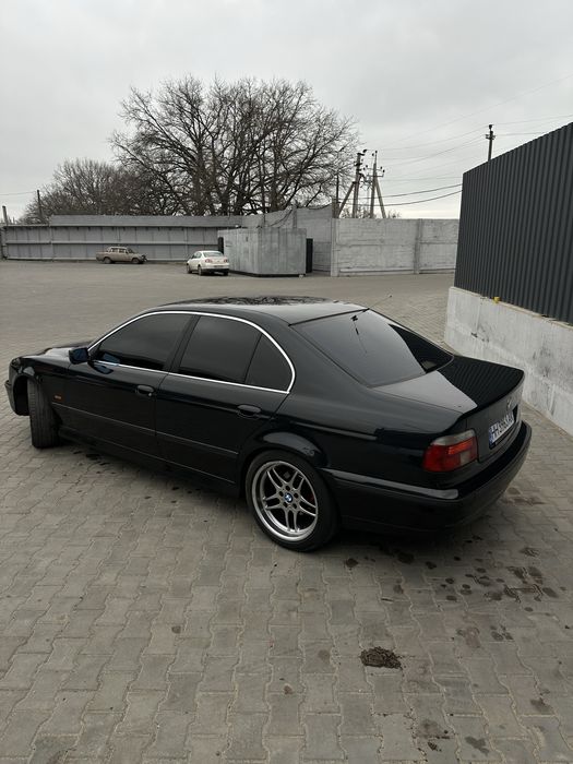 Продам BMW e39 M52