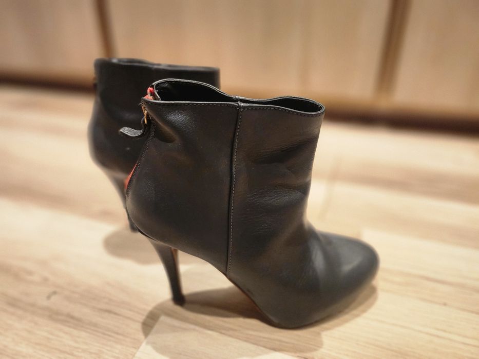 Botki skóra naturalna Stradivarius 37