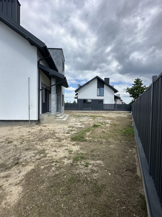 Продаж 3-кім. будинку з ділянкою 5,5 сот