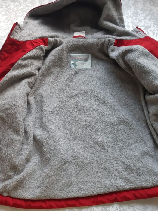 Куртка бордовая демисезон на 2-3 года