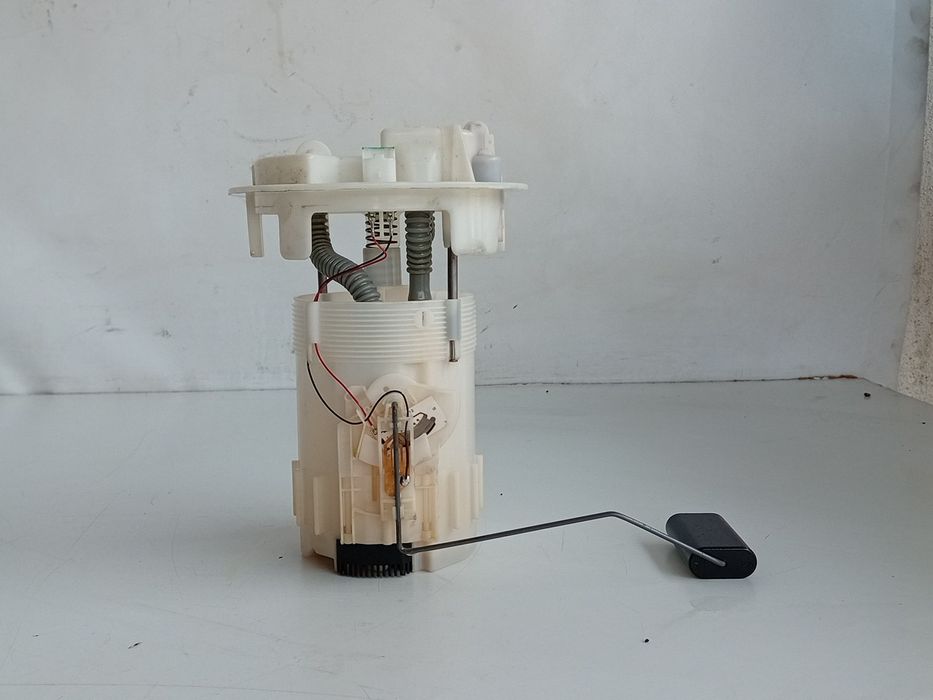 Bomba de combustível PEUGEOT 208