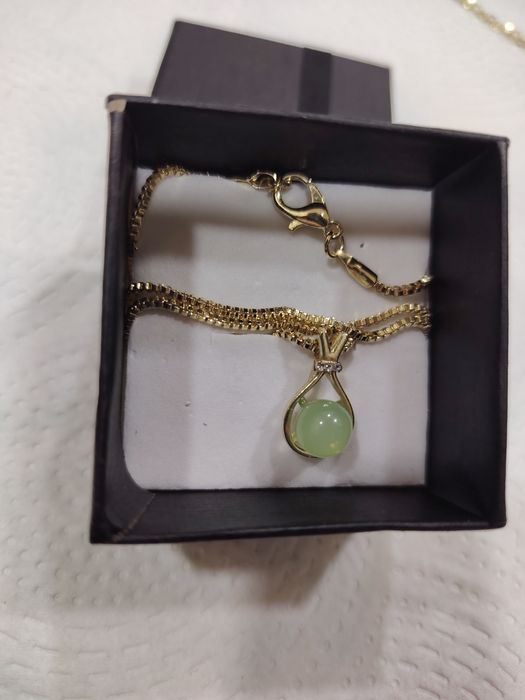 15€ Fio com pingente banho ouro 24k entrego em Rio tinto ou envio CTT