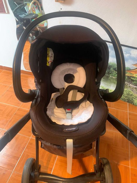 Carrinho de Bebé Urban Chicco com Acessórios