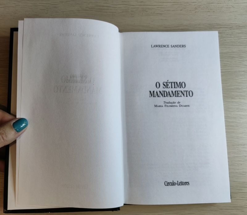 Livro "O Sétimo Mandamento" de Lawrence Sanders