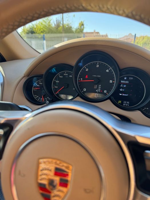 Porsche Cayenne — fotografia 9