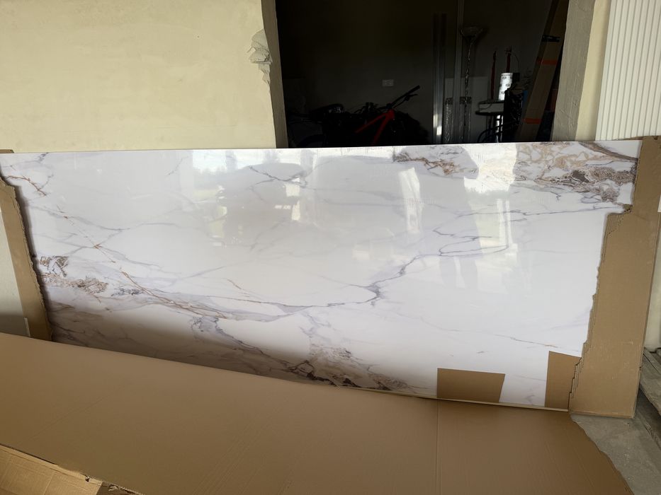 Panel ścienny z wzorem HD - 2800x1100 mm - Calacatta Paonazzo - 9045 - grubość: 5 mm Golddoor