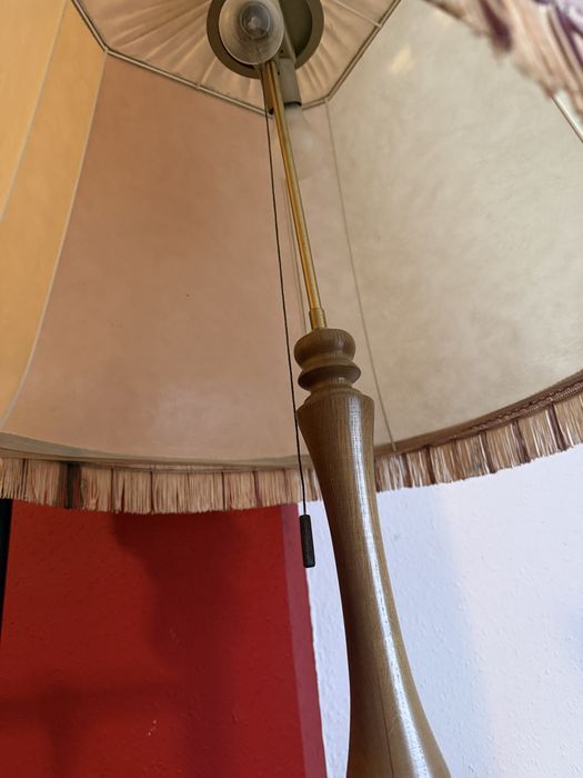 Lampa stojąca lite drewno- wysoka