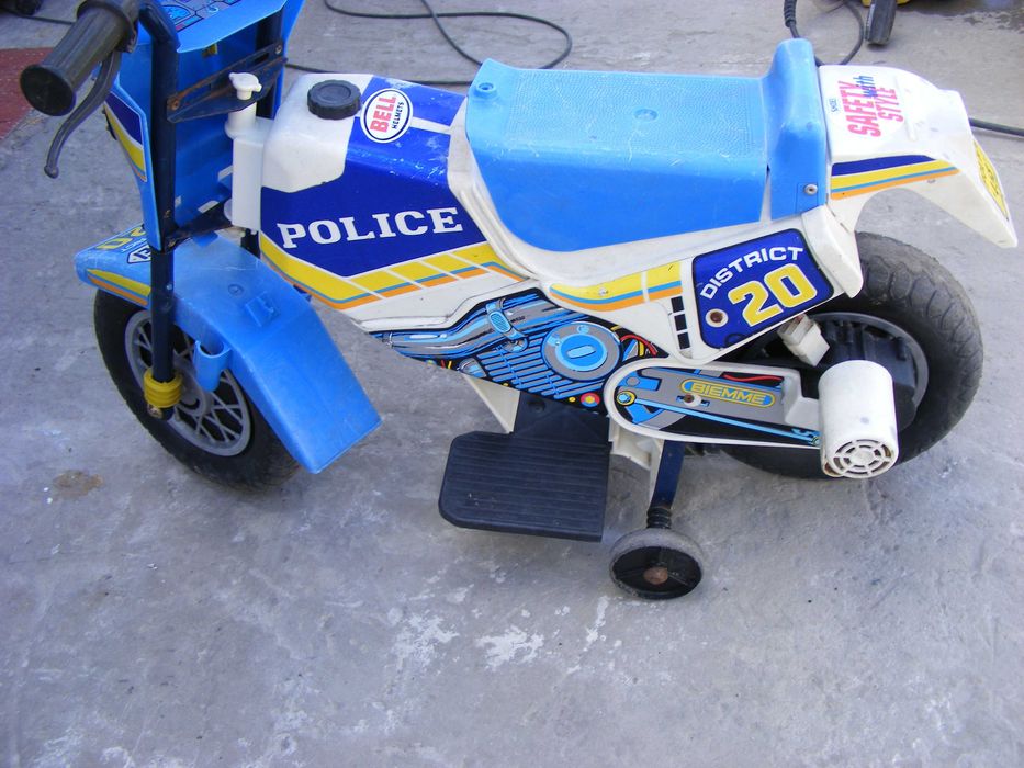 Дитячий мотоцикл