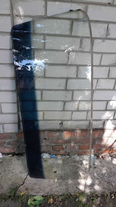 лобовое стекло ваз 2101-07 с полосой и чистое