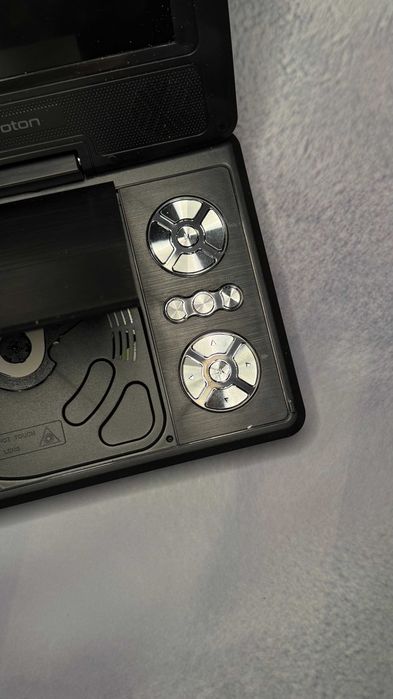 Przenośny odtwarzacz DVD - YOTON YD075