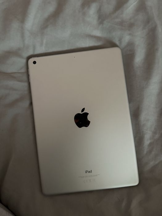 Ipad 9  64ГБ