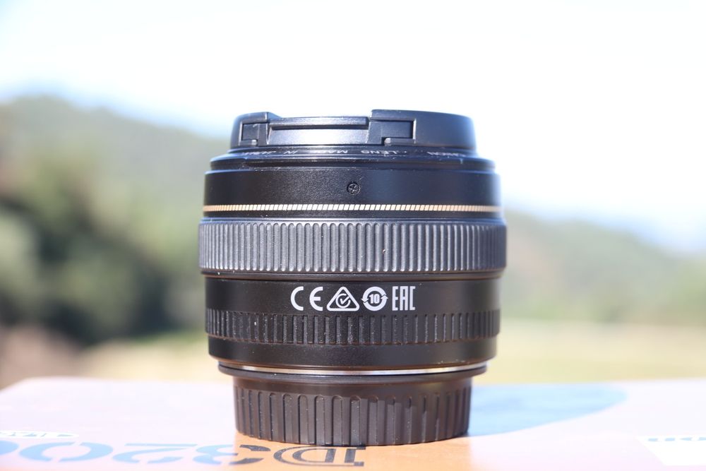 Canon EF 50mm F/ 1.4