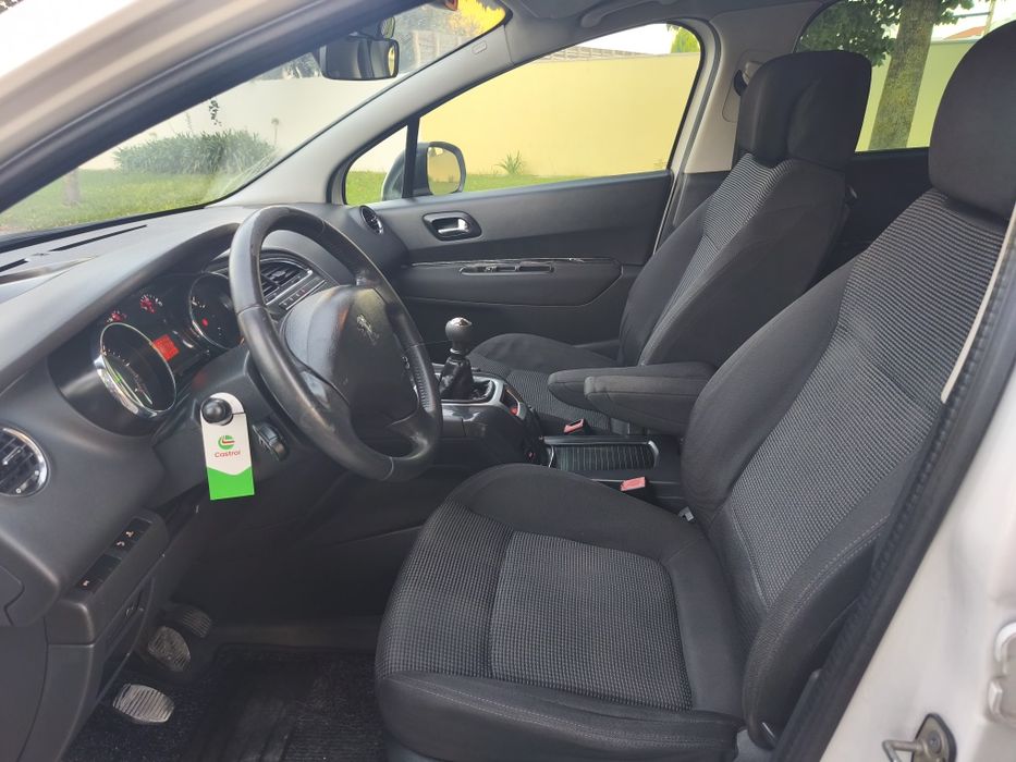 Peugeot 5008 1.6hdi. (Gasóleo)