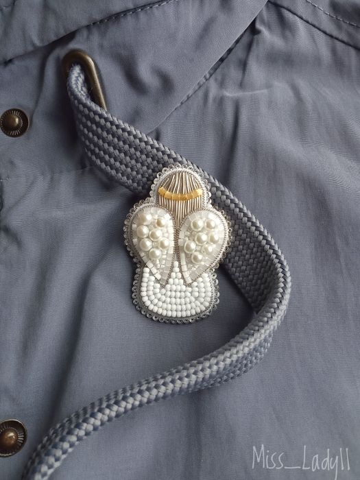 Брошь из бисера (ручная работа)