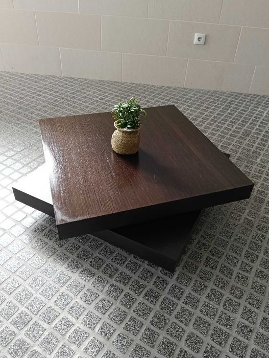 Mesa de centro  madeira robusta