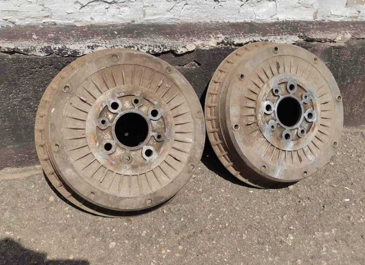 Продам вентилятор и радиатор опалення