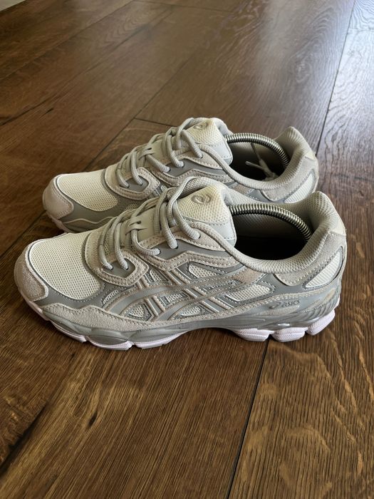 Asics model Gel-Nyc