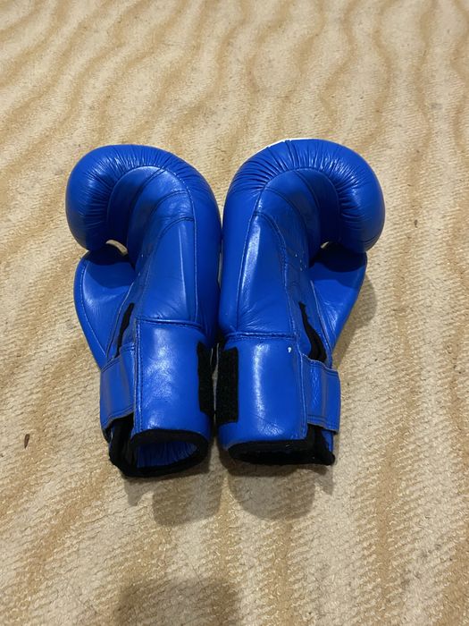 Боксерские перчатки кожаные Kamakura 10oz