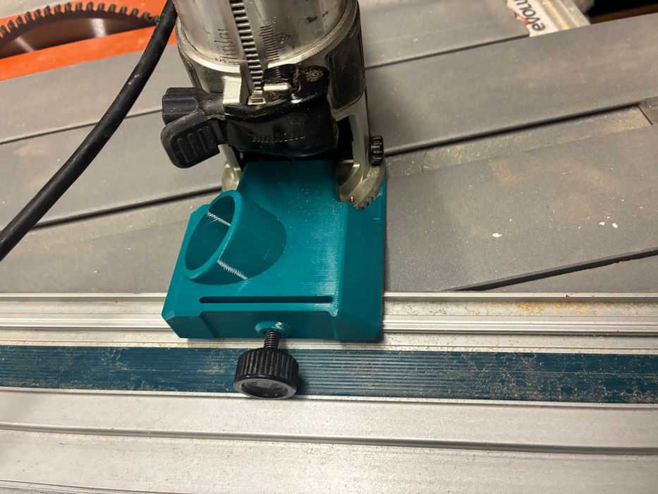 Adapter do frezarki Makita z odsysaniem pyłu do szyny Makita/Festool