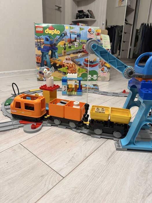 Lego duplo вантажний потяг