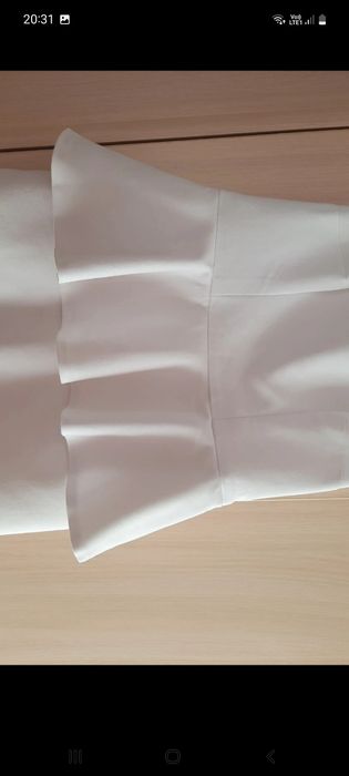 Sukienka biała elegancka S