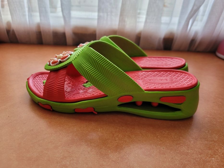 Шльопки, розмір 37-38