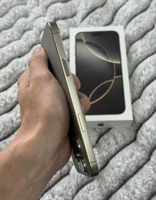 iPhone 16 Pro Max, 256 ГБ