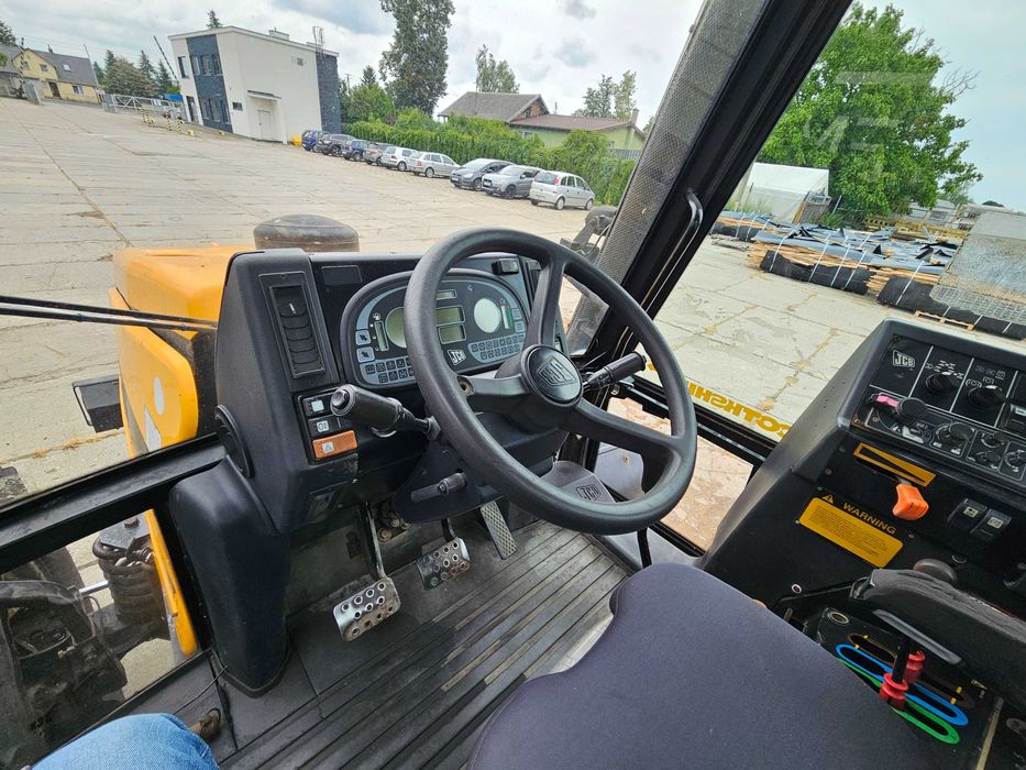 JCB 2140 Fastrac JCB 2140 FV 23% cena brutto