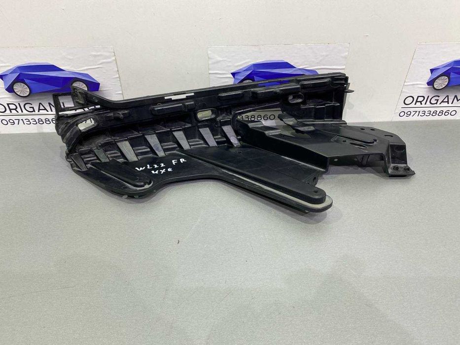 Кріплення бампера праве Jeep grand cherokee WL 2021+