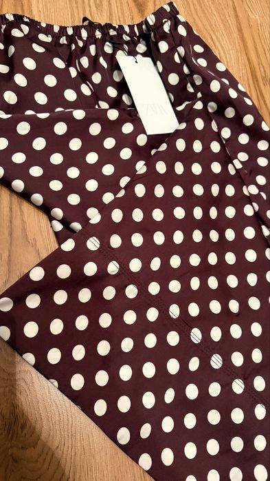 Трендова спідниця Zara