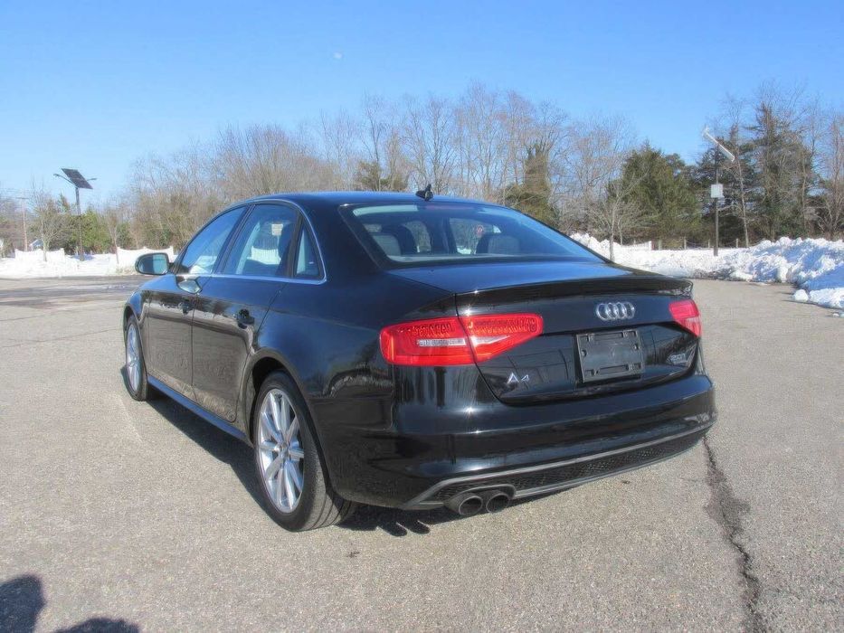 Audi A4 quattro Premium Plus      2015